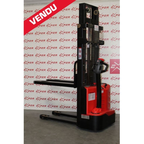 Gerbeur électrique accompagnant EP 1200 kg