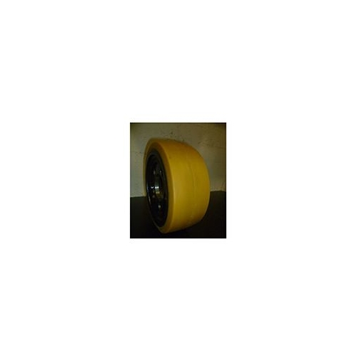 Roue motrice anti trace en caoutchouc