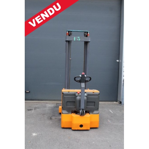 Gerbeur en porte à faux OMG 1500 kg - 715 FS