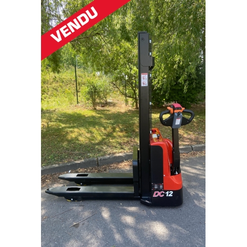 Gerbeur électrique d'occasion 1200 kg - HELI