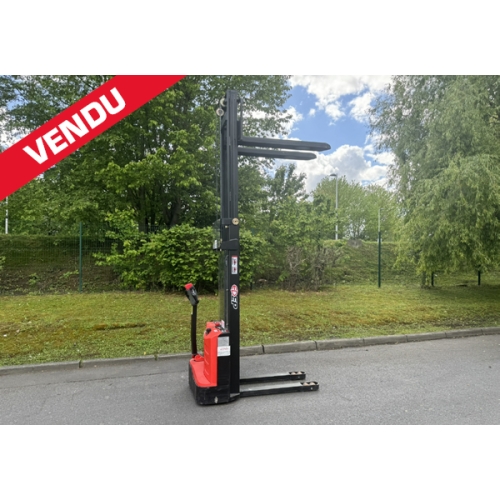 Gerbeur électrique 1 200 kg d'occasion EP