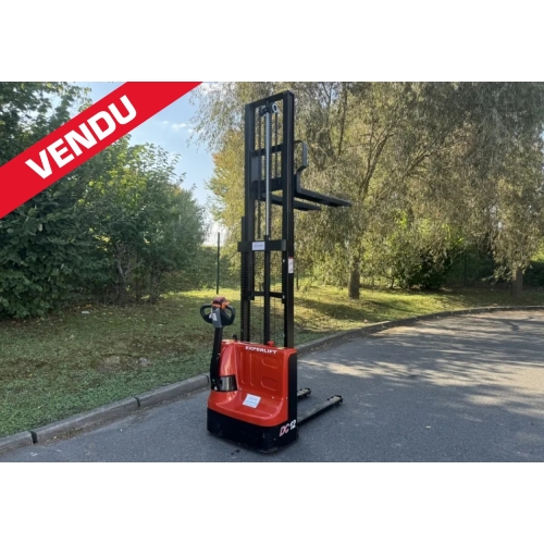 Gerbeur électrique 1200 kg 3000 mm d'occasion