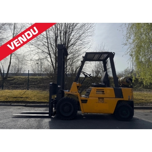 Chariot élévateur d'occasion thermique gaz 2500 kg Komatsu